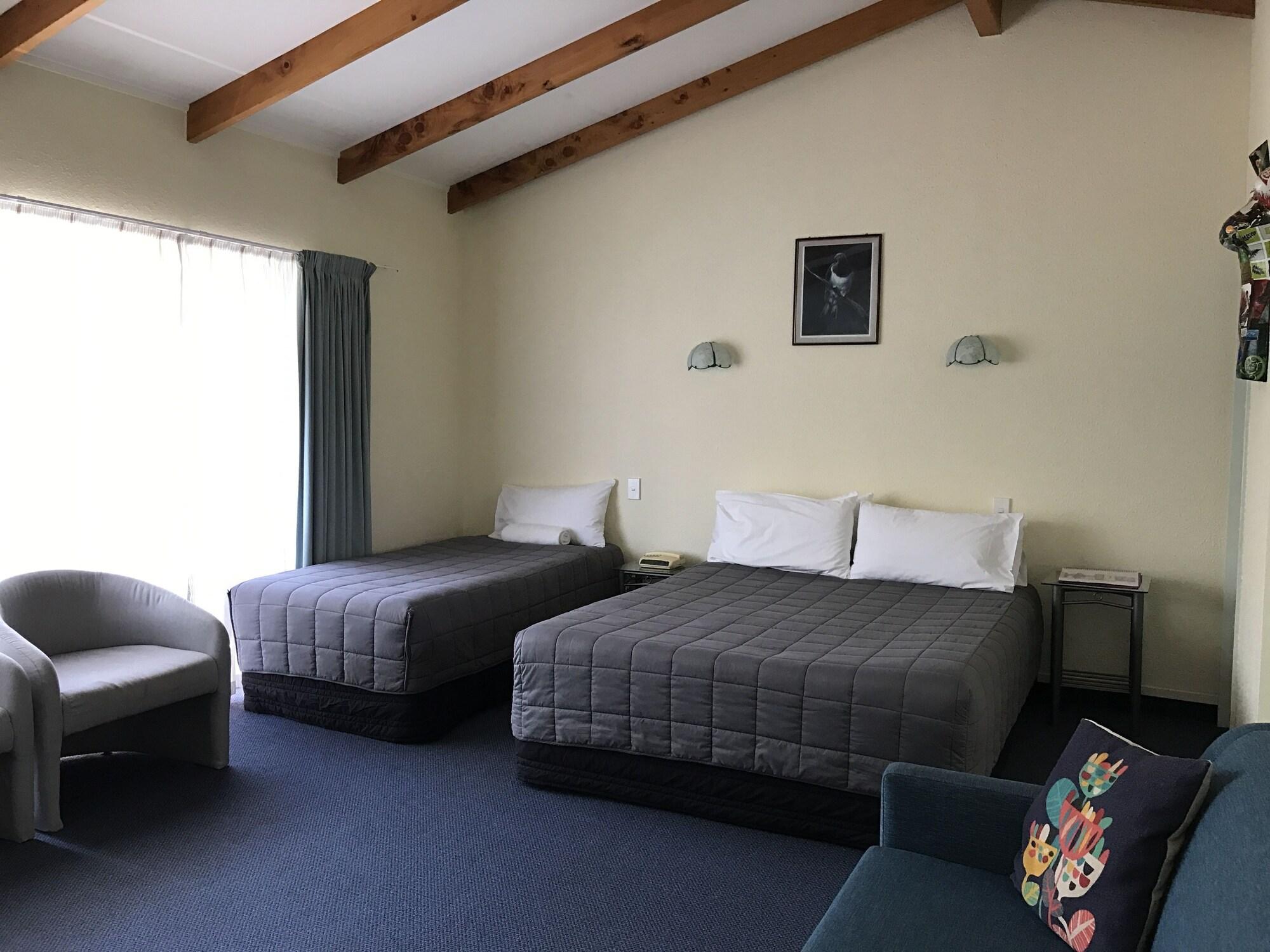 Edelweiss Motel Пейхия Экстерьер фото