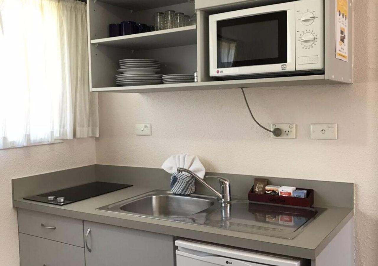 Edelweiss Motel Пейхия Экстерьер фото