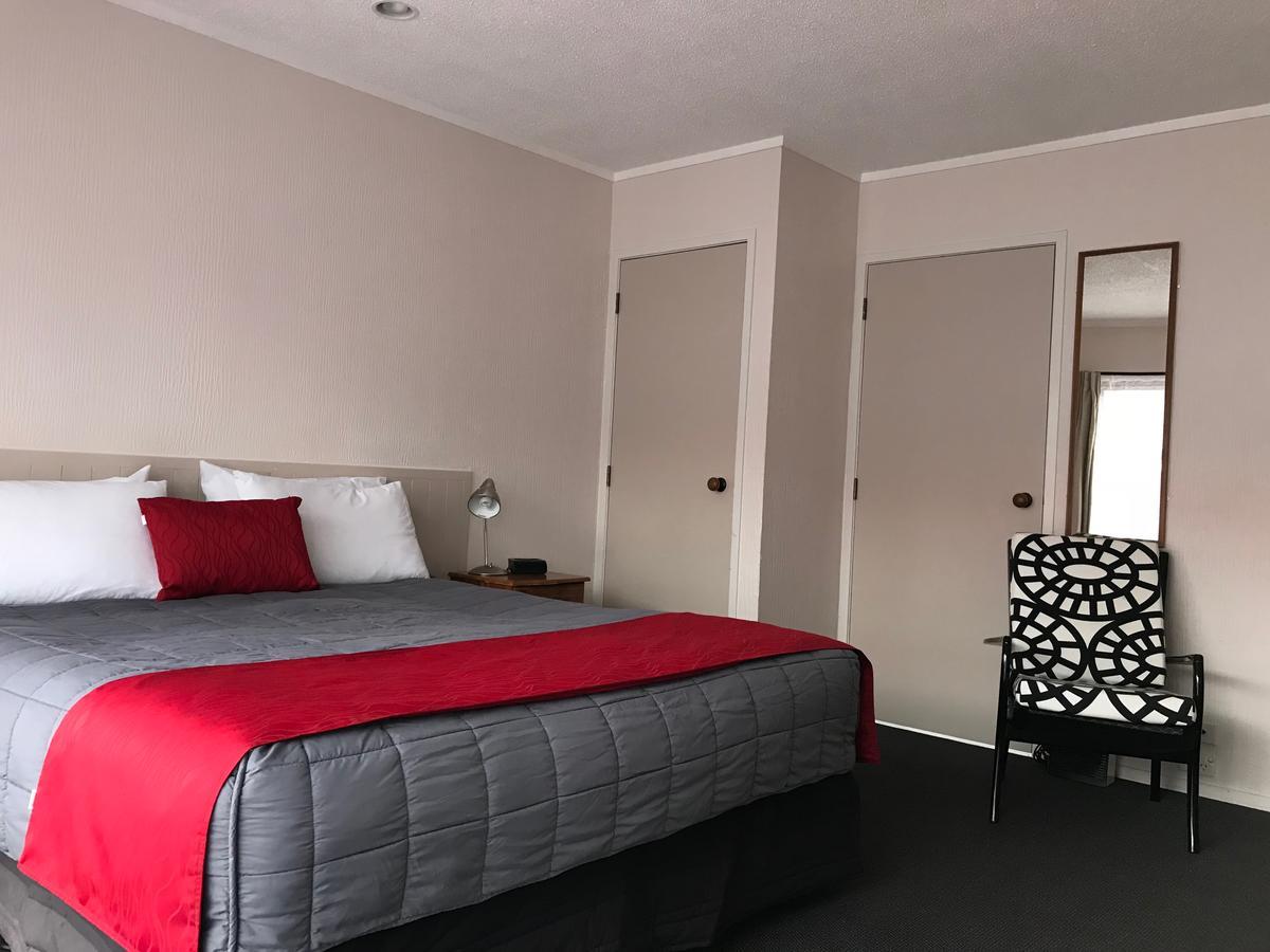 Edelweiss Motel Пейхия Экстерьер фото